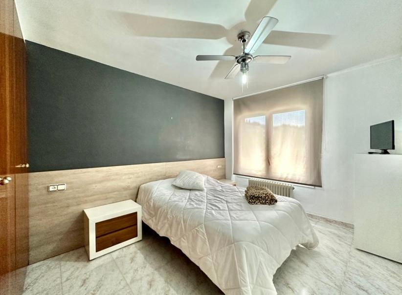 Apto. Grande, Luminoso Y Centrico Apartment Олот Екстериор снимка